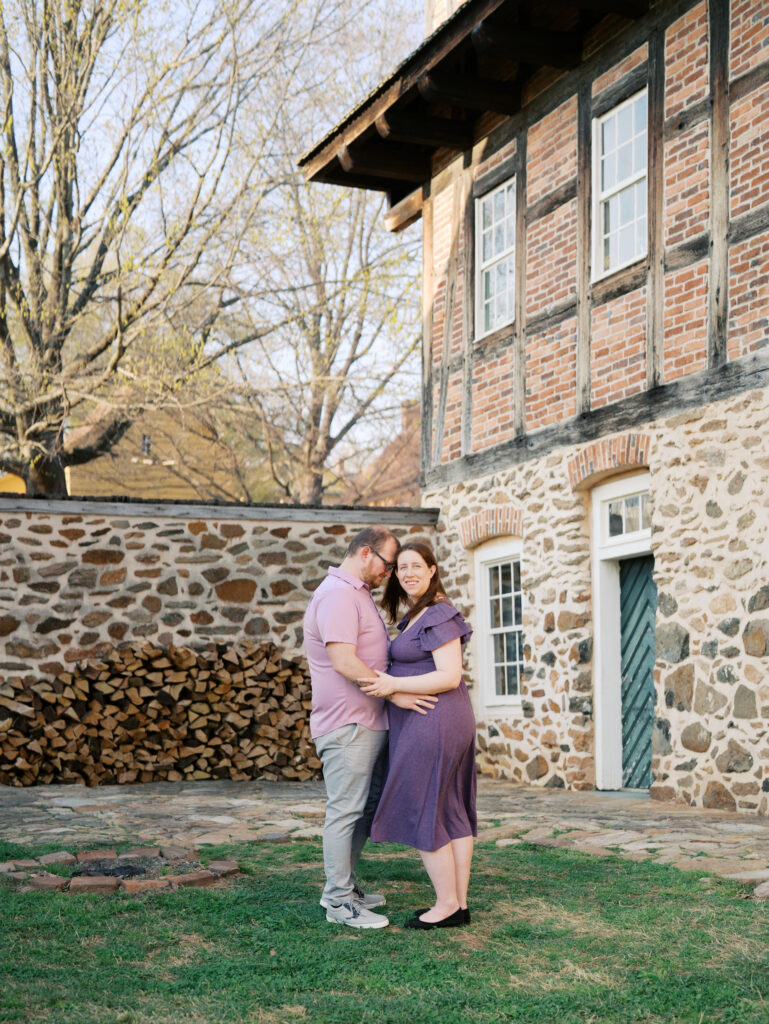 Winston-Salem maternity photographer natural light portraits