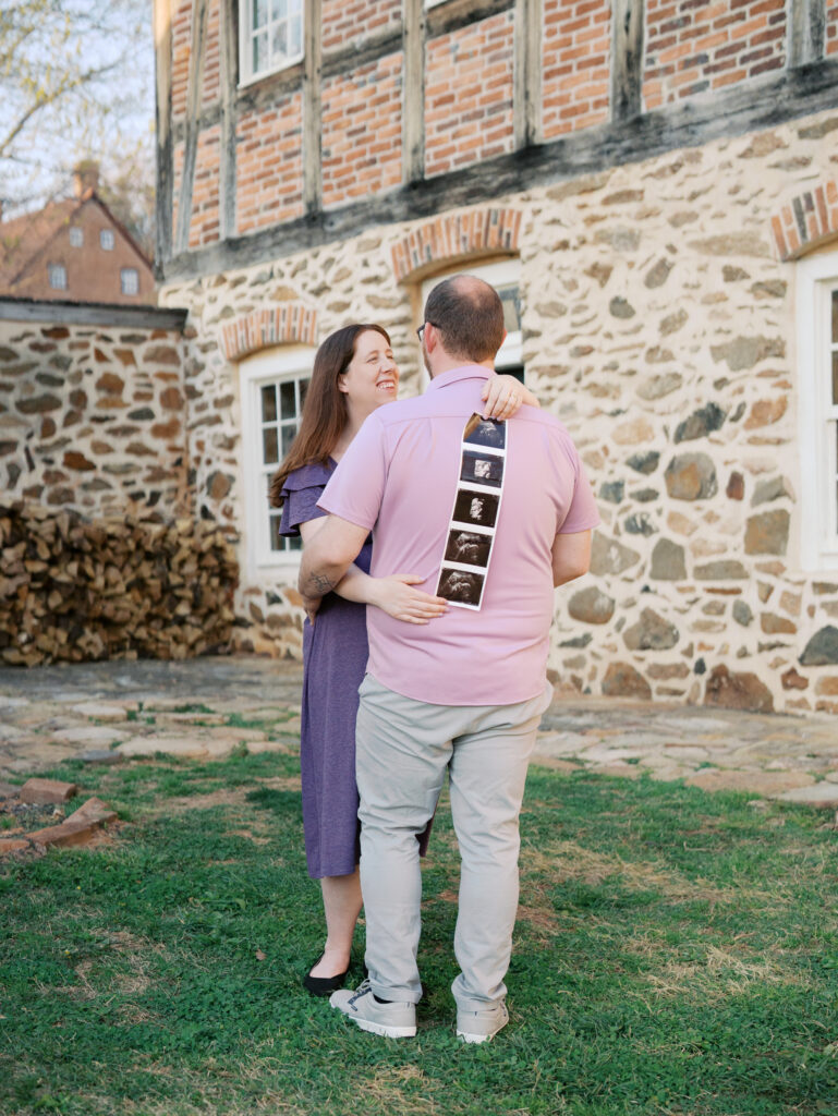 Winston-Salem maternity photographer natural light portraits